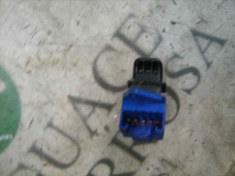 Recambio de mando elevalunas delantero derecho para mg serie (r/rf) 1.6 16v cat referencia OEM IAM   