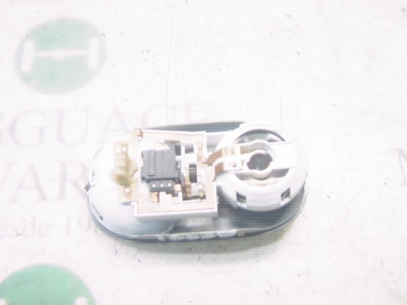 Recambio de piloto interior para renault clio ii fase ii (b/cb0) authentique referencia OEM IAM   