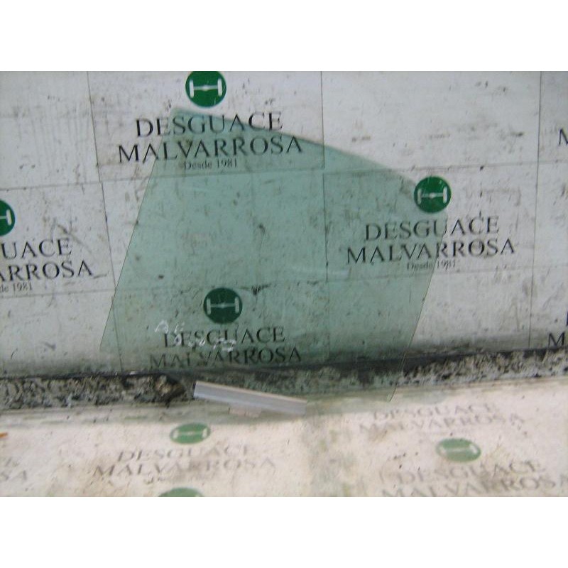 Recambio de cristal puerta trasero izquierdo para mercedes-benz clase c (w202) berlina 180 (202.018) referencia OEM IAM   