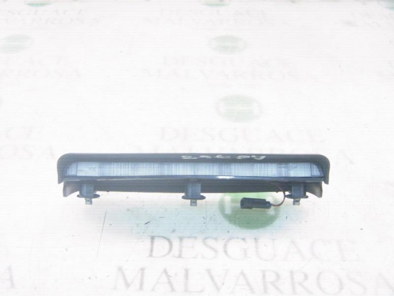 Recambio de piloto trasero central para opel corsa c cosmo referencia OEM IAM   