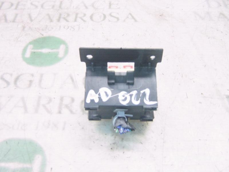 Recambio de caja reles / fusibles para kia rio ls berlina (5-ptas.) referencia OEM IAM   