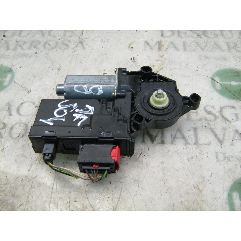 Recambio de motor elevalunas delantero derecho para peugeot 307 (s1) xr referencia OEM IAM   