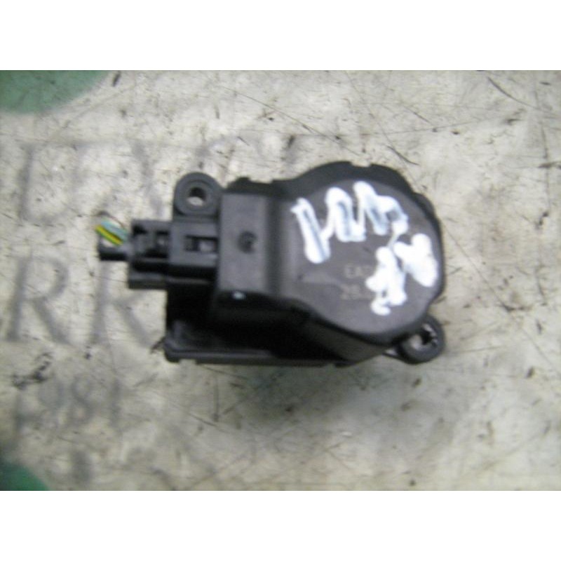 Recambio de motor apertura trampillas climatizador para peugeot 307 break/sw (s2) xs referencia OEM IAM   