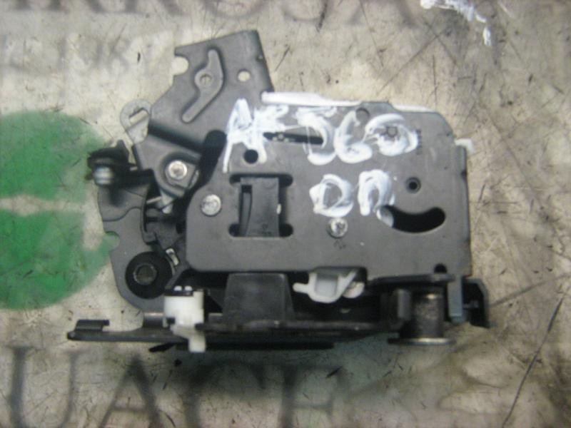 Recambio de cerradura puerta delantera derecha para ford focus berlina (cap) ghia referencia OEM IAM   