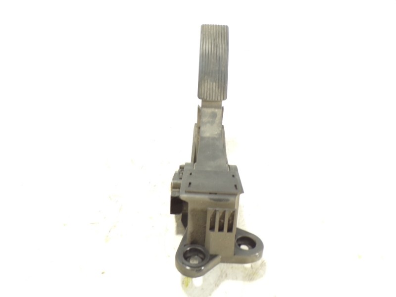 Recambio de potenciometro pedal para mercedes-benz clase m (w164) 3.5 v6 cat referencia OEM IAM A1643000004 A1643000004 
