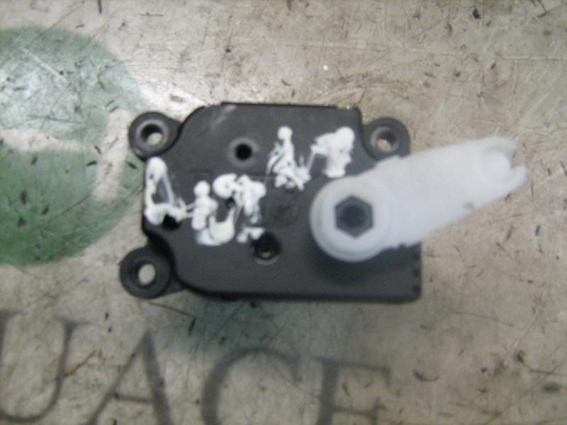 Recambio de motor apertura trampillas climatizador para citroën c4 berlina collection referencia OEM IAM   