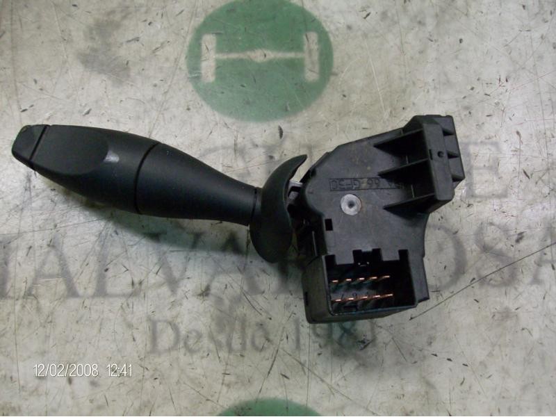 Recambio de mando limpia para ford fiesta (cbk) ghia referencia OEM IAM   