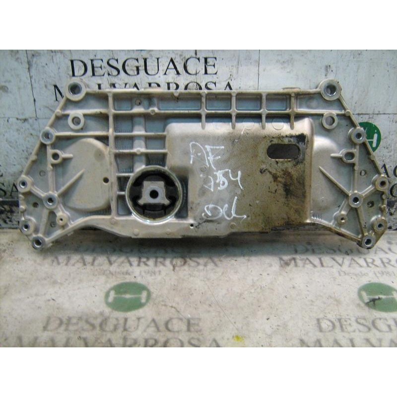 Recambio de puente delantero para seat leon (1p1) stylance / style referencia OEM IAM 1K0199313H  