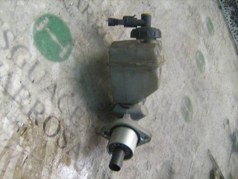 Recambio de bomba freno para renault clio ii fase ii (b/cb0) authentique referencia OEM IAM   