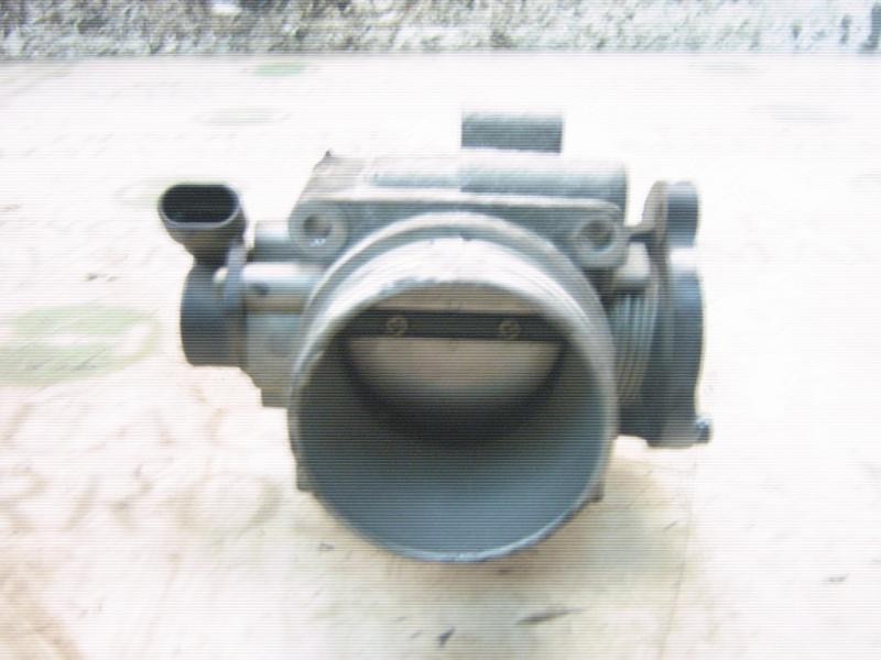 Recambio de caja mariposa para volvo s40 berlina 1.6 evolution referencia OEM IAM   