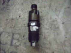 Recambio de inyector para nissan trade 100 referencia OEM IAM   