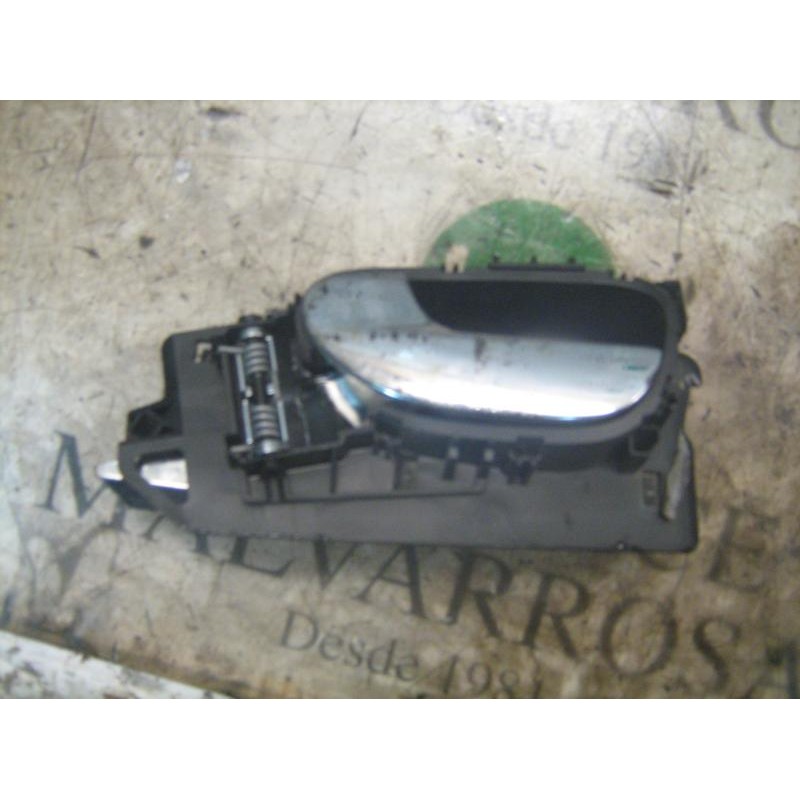 Recambio de maneta interior delantera izquierda para peugeot 307 (s1) xs referencia OEM IAM   