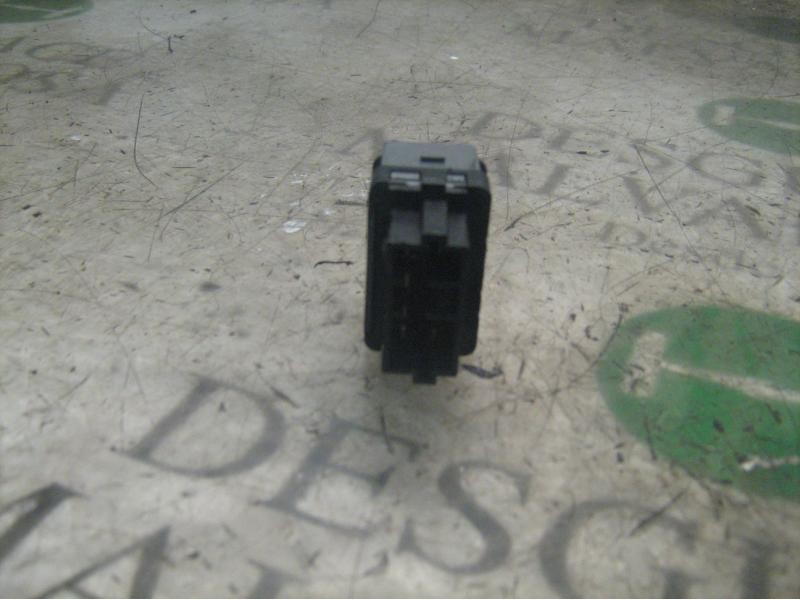 Recambio de mando elevalunas delantero izquierdo para peugeot 307 (s1) xs referencia OEM IAM   