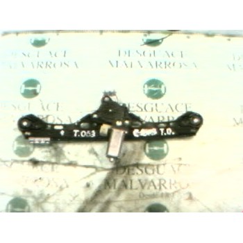 ELEVALUNAS TRASERO DERECHO 