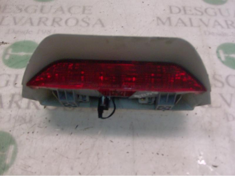 Recambio de piloto trasero central para hyundai getz (tb) 1.1 básico referencia OEM IAM 927501C000  