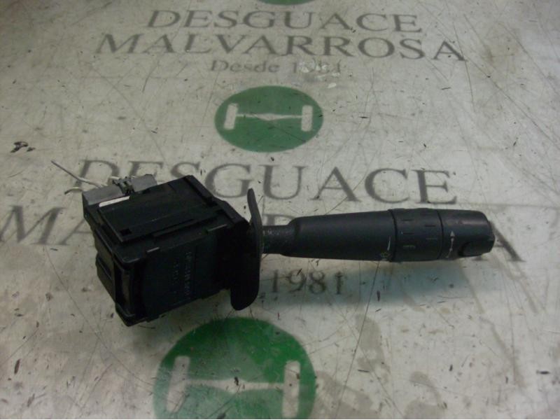 Recambio de mando limpia para citroën xantia berlina 1.9 turbodiesel referencia OEM IAM   