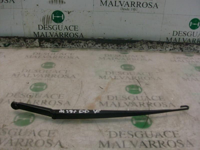 Recambio de brazo limpia delantero derecho para bmw serie 3 berlina (e46) 320d referencia OEM IAM 61617007128  