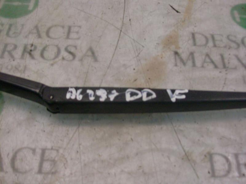 Recambio de brazo limpia delantero derecho para bmw serie 3 berlina (e46) 320d referencia OEM IAM 61617007128  