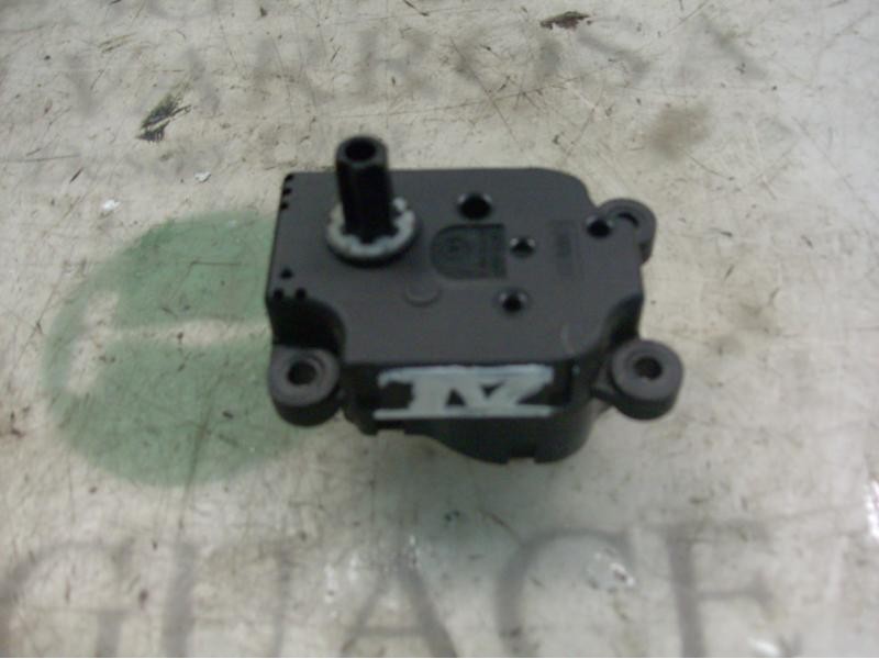 Recambio de motor apertura trampillas climatizador para ford mondeo berlina (ge) ghia referencia OEM IAM   