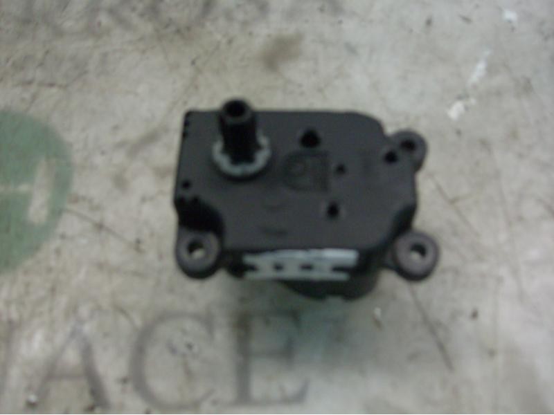 Recambio de motor apertura trampillas climatizador para ford mondeo berlina (ge) ghia referencia OEM IAM   