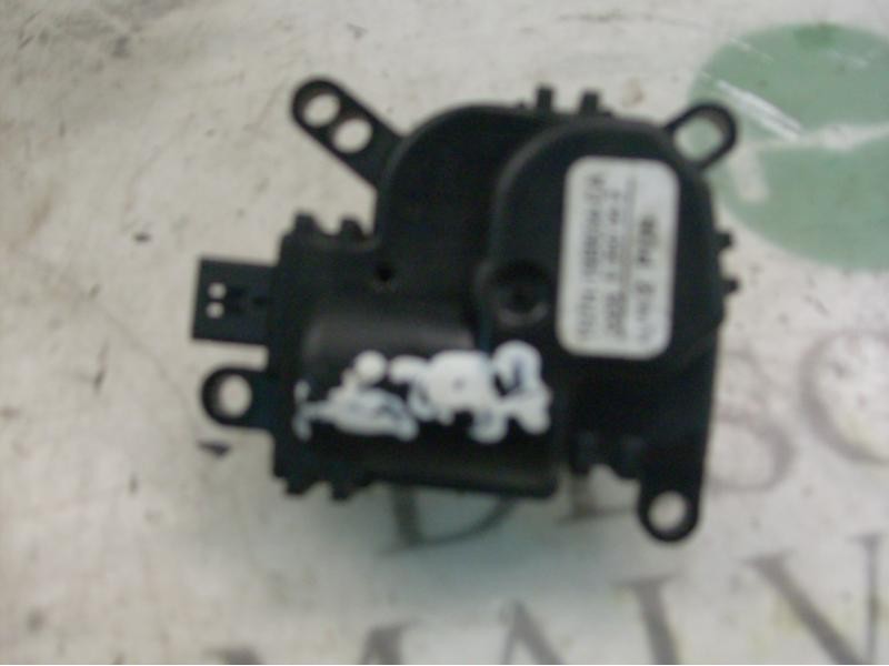 Recambio de motor apertura trampillas climatizador para ford mondeo berlina (ge) ghia referencia OEM IAM   