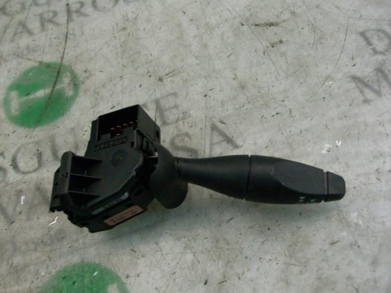 Recambio de mando limpia para ford fiesta (cbk) ghia referencia OEM IAM   