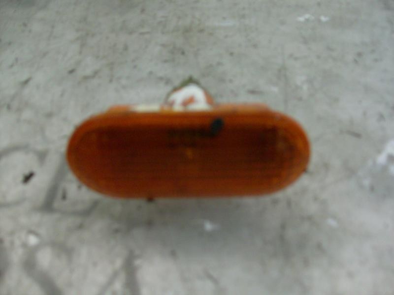 Recambio de piloto lateral derecho para ford fiesta (cbk) ghia referencia OEM IAM   