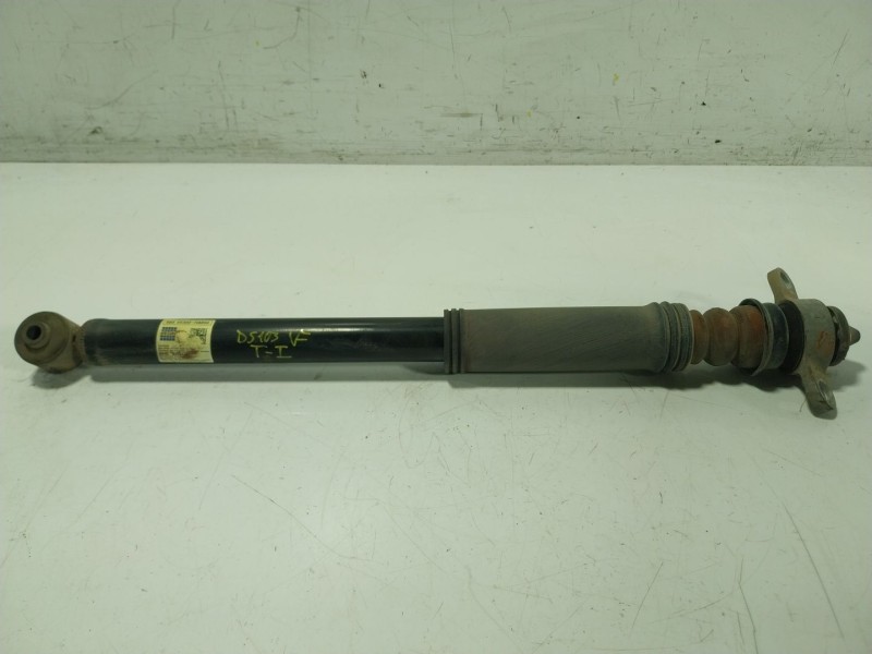 Recambio de amortiguador trasero derecho para kia stonic (yb) 1.2 cvvt referencia OEM IAM 55310H8850 55300H8850 