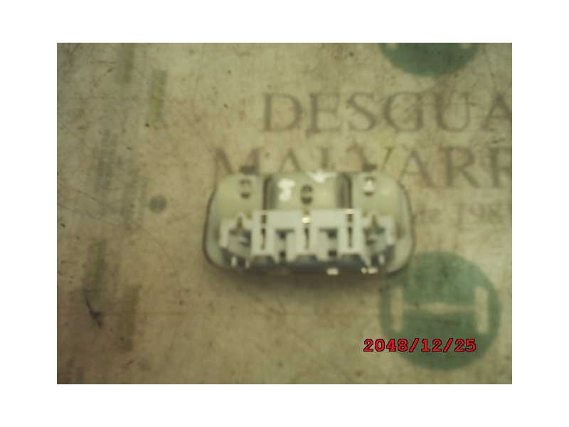 Recambio de piloto interior para peugeot 307 (s1) xr referencia OEM IAM   