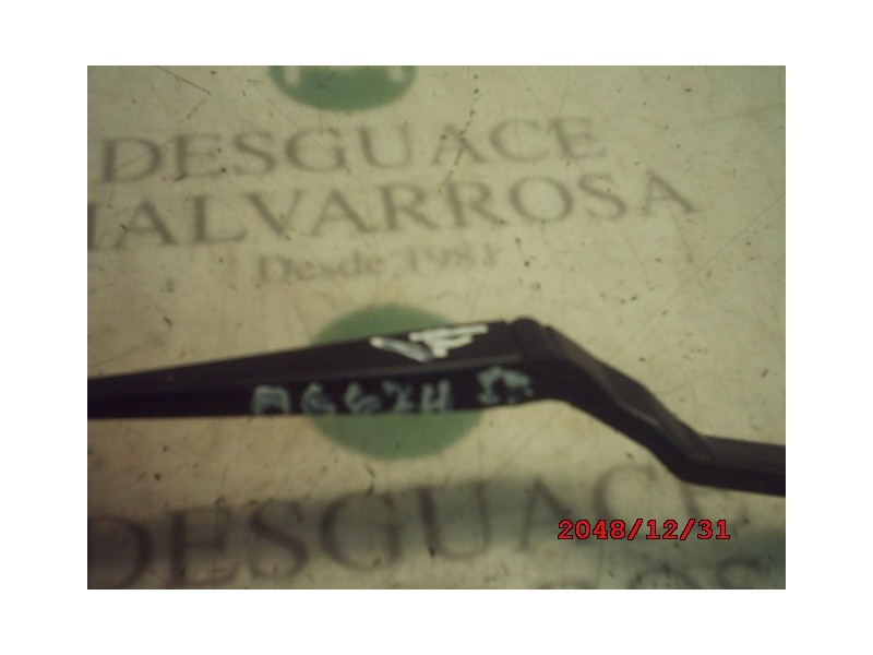 Recambio de brazo limpia delantero izquierdo para mg mg zr (f/rf) 115 referencia OEM IAM   