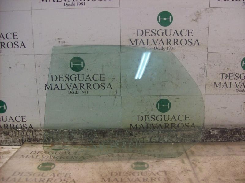 Recambio de cristal puerta trasero izquierdo para ford focus berlina (cap) trend referencia OEM IAM   