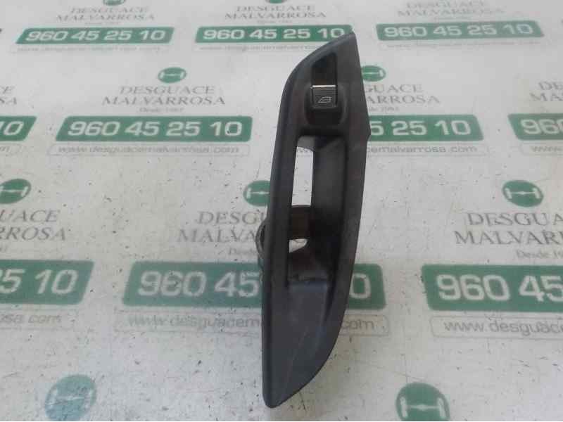 Recambio de mando elevalunas trasero derecho para ford focus lim. 1.5 tdci cat referencia OEM IAM 1850432 BM51A237W20B 
