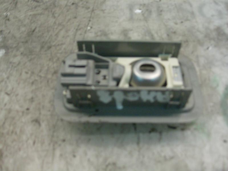 Recambio de piloto interior para citroën xsara picasso 2.0 hdi referencia OEM IAM   