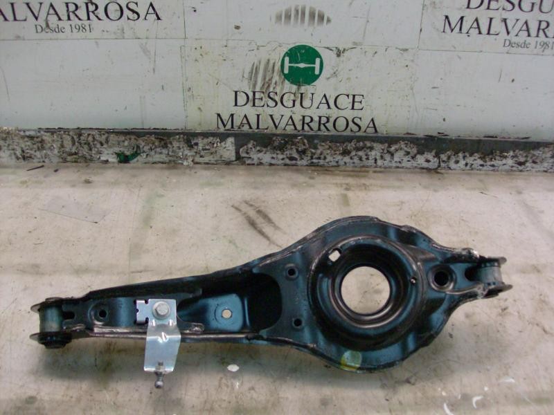 Recambio de brazo suspension inferior trasero derecho para ford focus berlina (cap) ghia referencia OEM IAM   