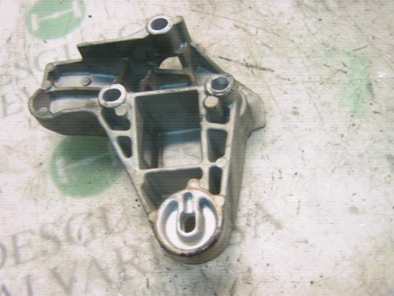 Recambio de soporte cambio para renault laguna (b56) referencia OEM IAM   