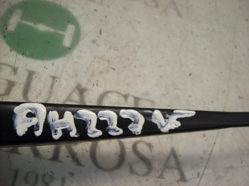 Recambio de brazo limpia delantero derecho para ford fiesta berlina referencia OEM IAM   