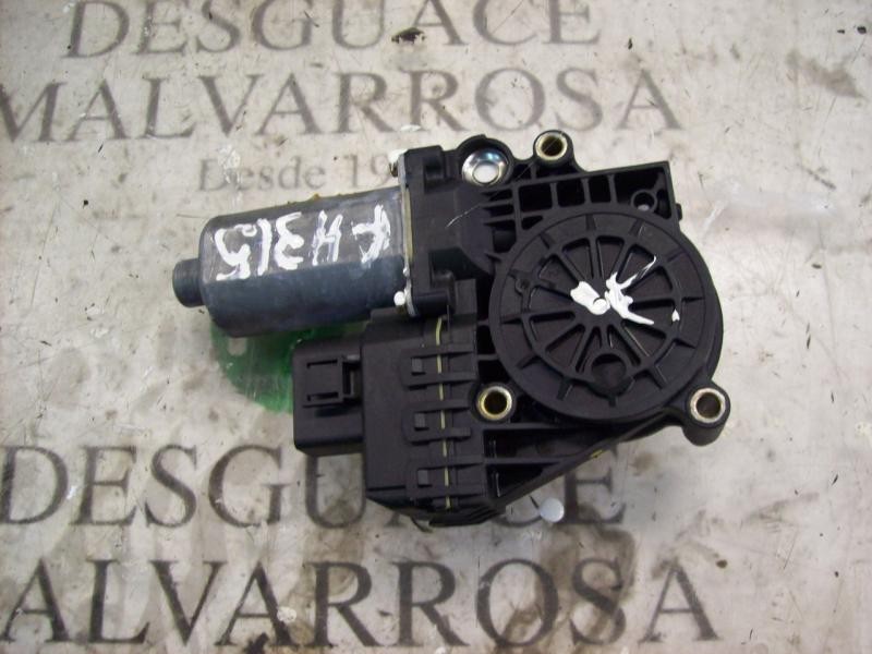 Recambio de motor elevalunas trasero derecho para audi a6 berlina (4b2) 2.5 tdi referencia OEM IAM   