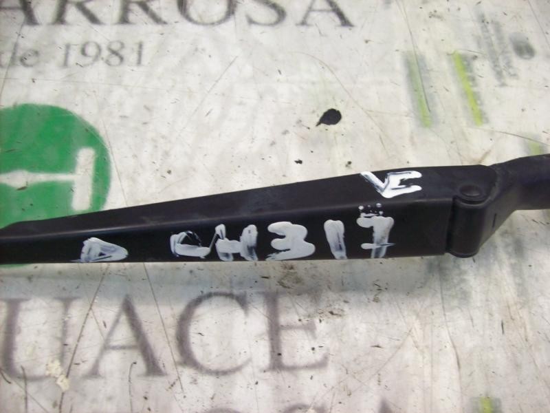 Recambio de brazo limpia delantero derecho para volkswagen passat berlina (3b2) highline referencia OEM IAM   