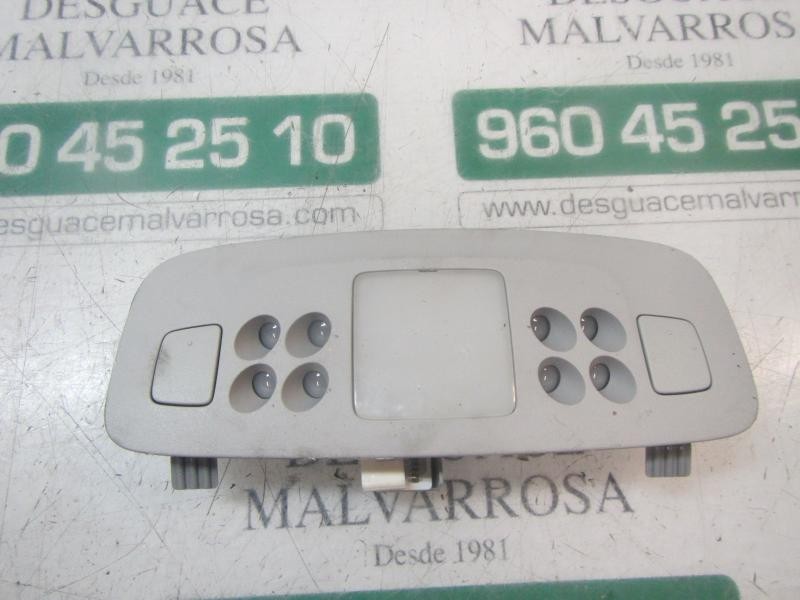 Recambio de piloto interior para lexus is200 (ds2/is2) 2.2 d-cat referencia OEM IAM 8136053010B0  