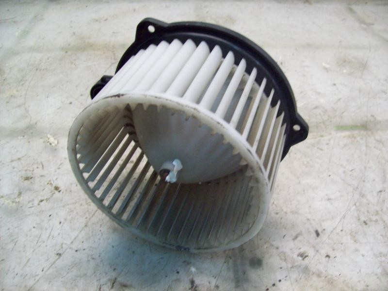 Recambio de motor calefaccion para hyundai accent (lc) gls referencia OEM IAM 971121C000 F005330024 F005330024