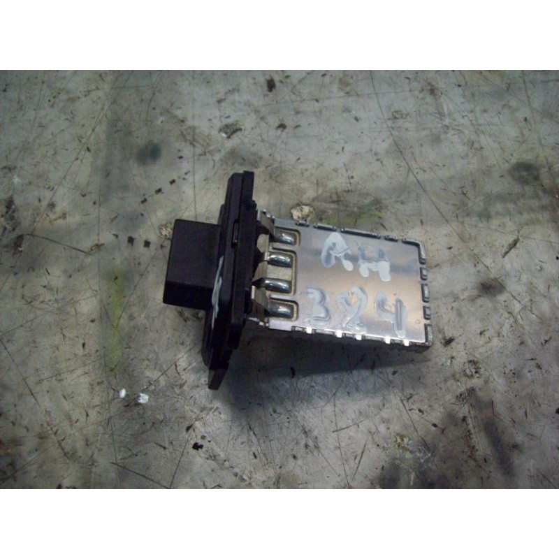 Recambio de resistencia calefaccion para hyundai accent (lc) gls referencia OEM IAM 9703525000  