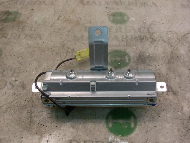 Recambio de airbag delantero derecho para nissan primera berlina (p12) acenta referencia OEM IAM   