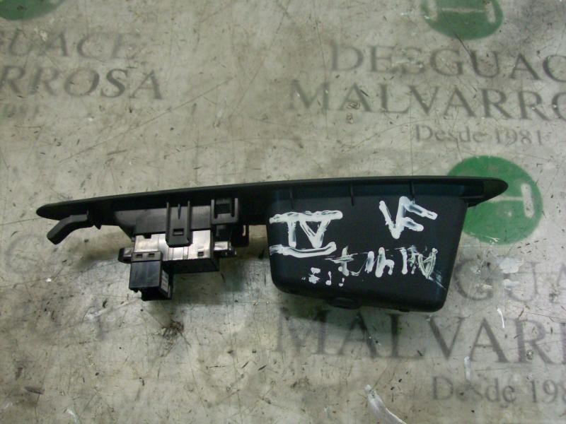 Recambio de mando elevalunas trasero derecho para nissan primera berlina (p12) acenta referencia OEM IAM   