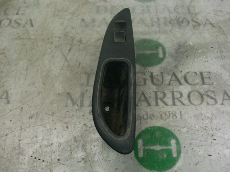 Recambio de mando elevalunas trasero izquierdo para nissan primera berlina (p12) acenta referencia OEM IAM   