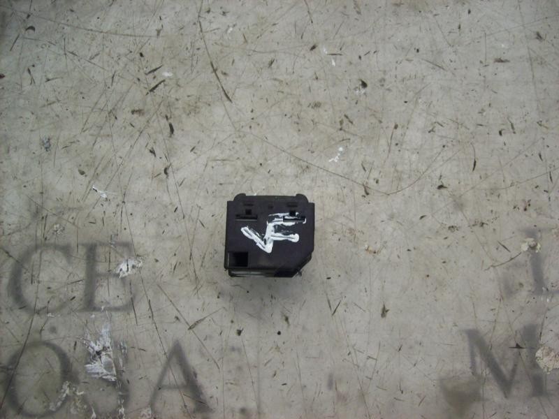 Recambio de mando elevalunas delantero derecho para skoda octavia berlina (1u2) 1.9 tdi glx referencia OEM IAM   