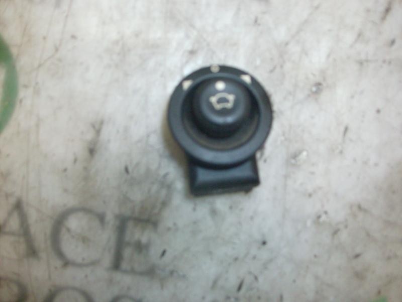 Recambio de mando retrovisor para ford mondeo berlina (gd) 1.8 turbodiesel cat referencia OEM IAM   