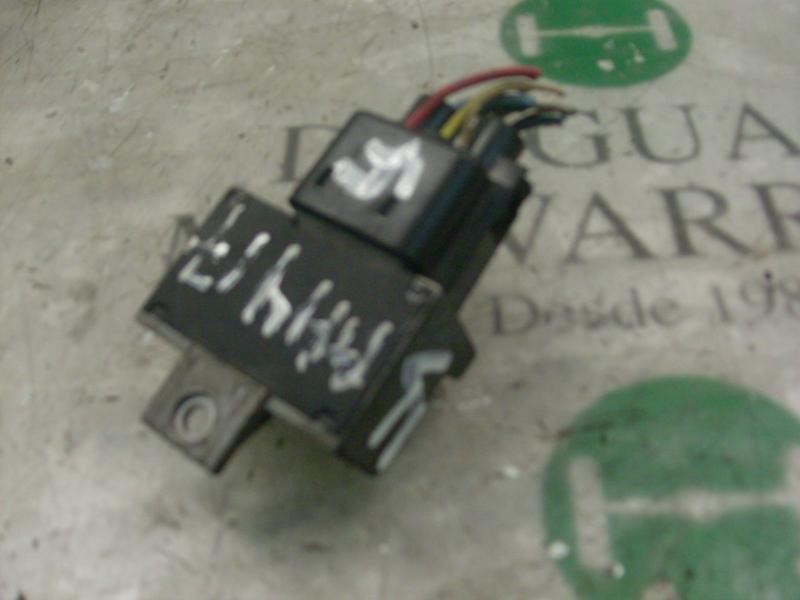 Recambio de caja precalentamiento para nissan primera berlina (p12) acenta referencia OEM IAM   