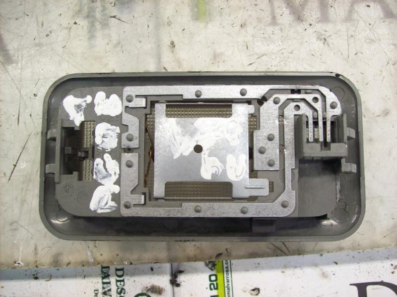 Recambio de piloto interior para opel vivaro furgón 2.7t corto referencia OEM IAM   