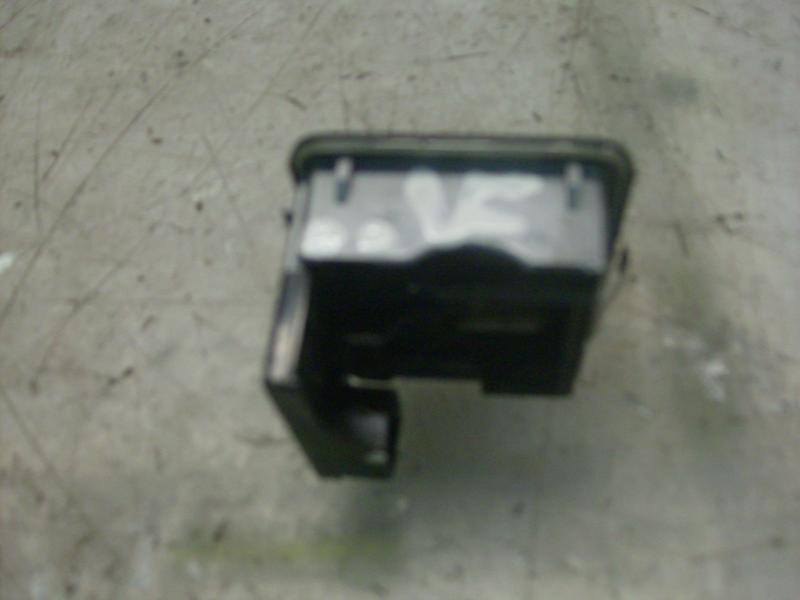 Recambio de piloto interior para citroën xsara berlina 2.0 hdi exclusive (80kw) referencia OEM IAM   