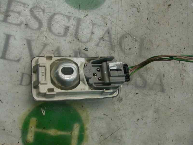 Recambio de piloto interior para citroën xsara berlina 1.9 diesel referencia OEM IAM   